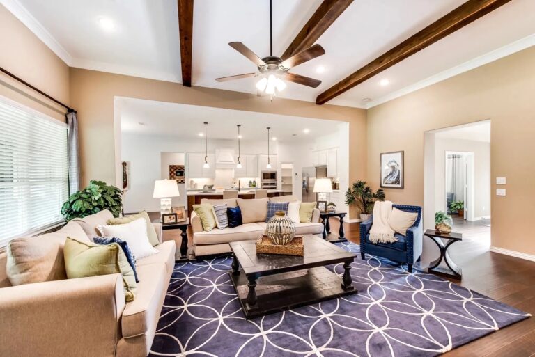 living room san marcos